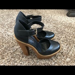 Women’s Topshop platform heels
